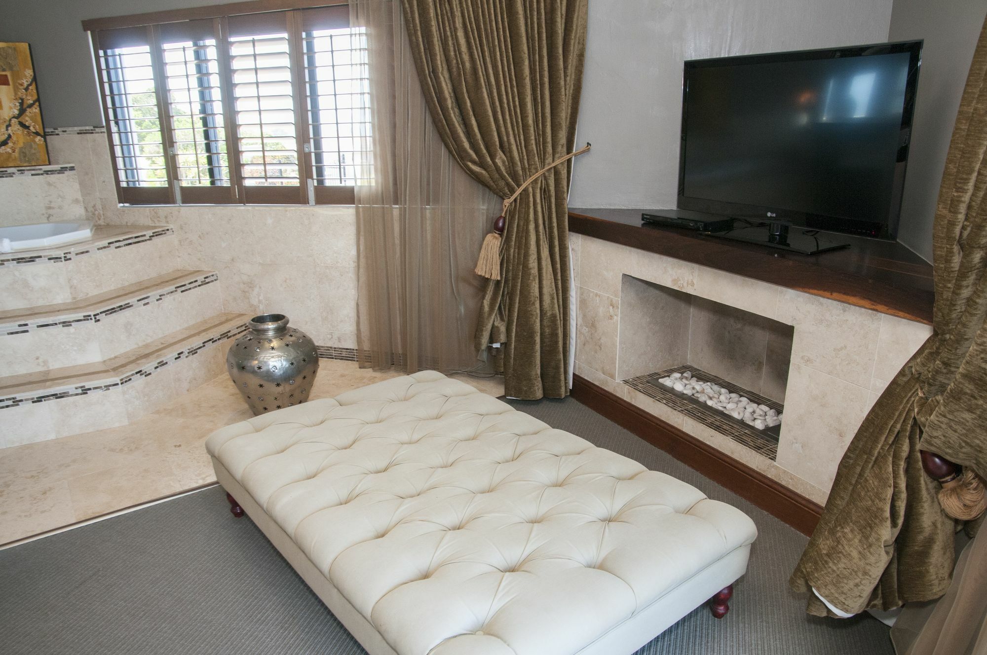 Alexander Guest House Κνύσνα Εξωτερικό φωτογραφία